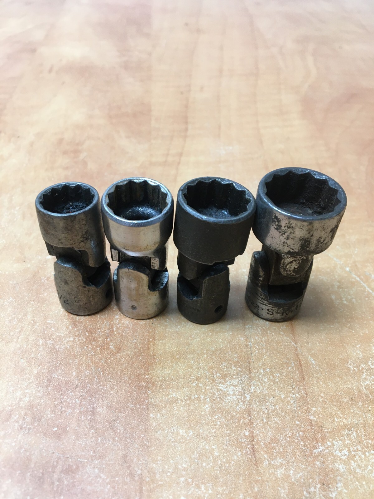 SK Wright Plomb P&C USA 4pc 3/8” Drive SAE Swivel Universal Socket 1/2″ – 11/16