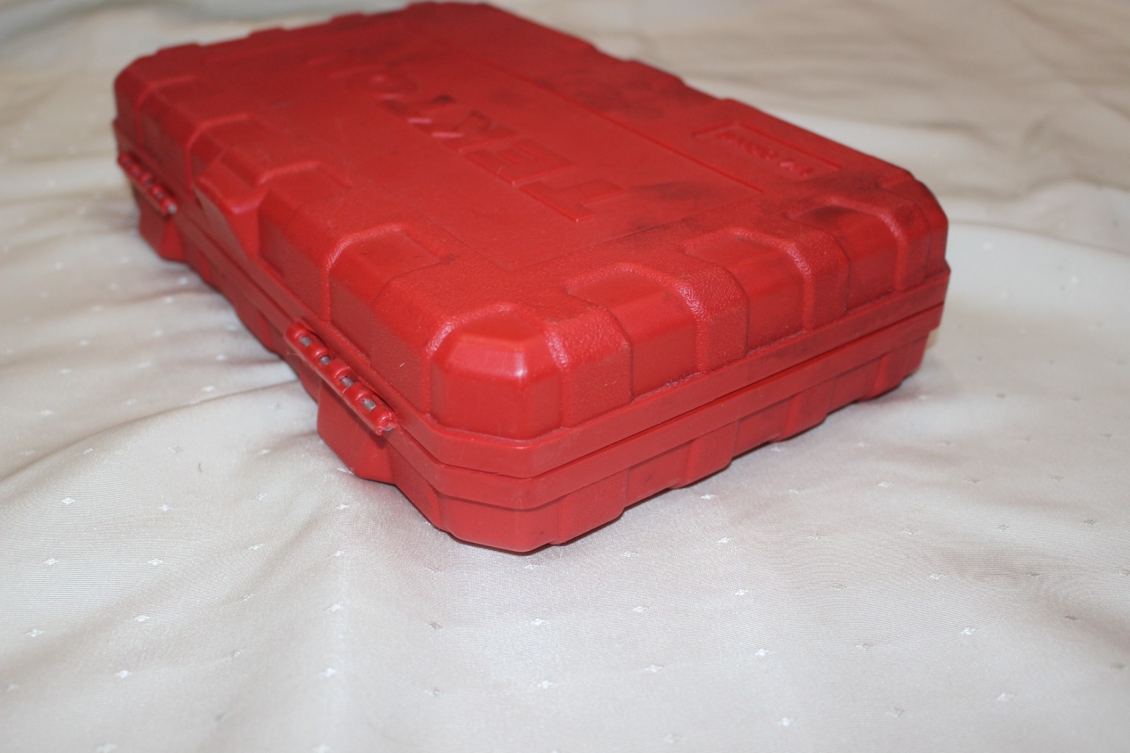 54 Piece Tekton 1/4″ Drive 6 Point Socket & Ratchet Set in Case – EUC