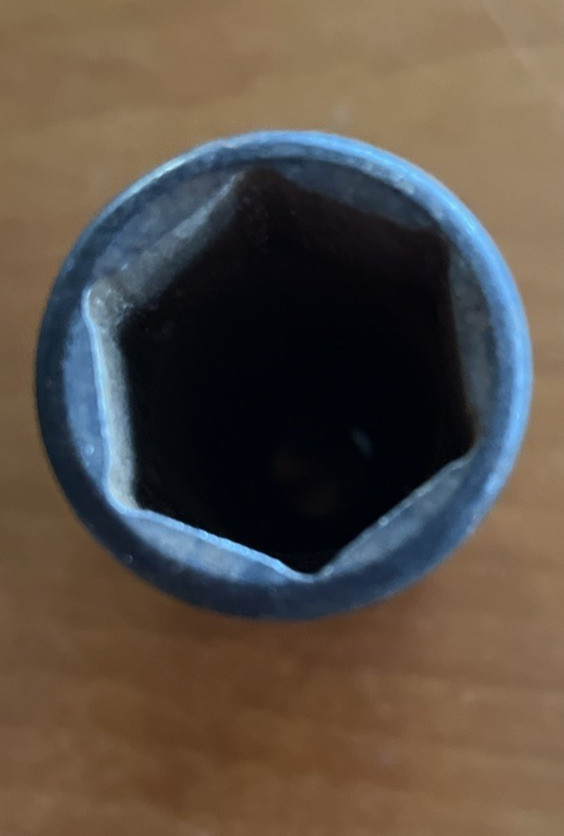 Snap-on Tools USA 3/8″ Drive 6-POINT SAE 11/16″ DEEP Impact Socket SIMF220
