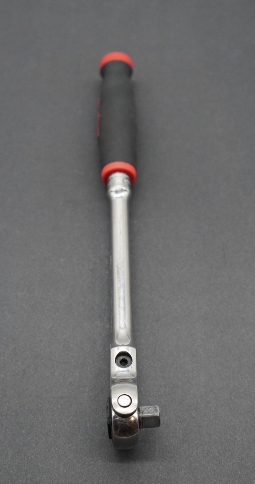 Snap On Ratchet 3/8” Drive Round Head Swivel Soft Grip Handle ( Red ) FHNF100