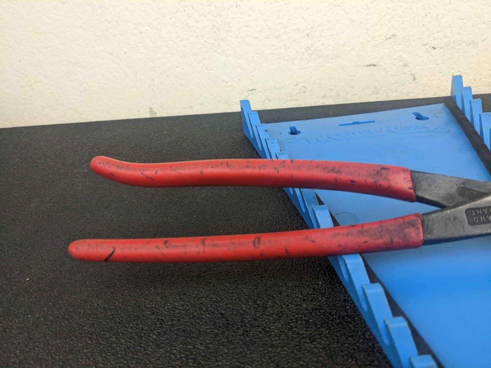 #bl371 Knipex 74-250 10″ High Leverage Diagonal Cutters Red Handles