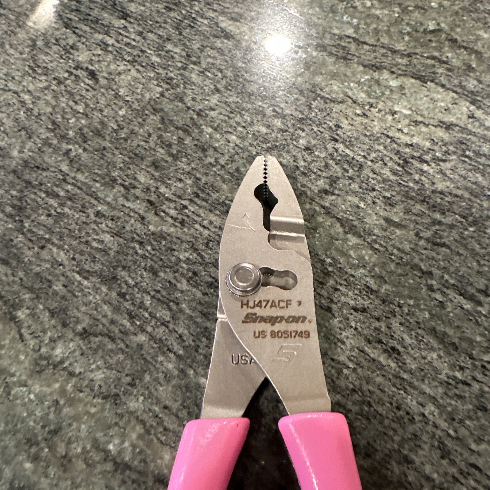 Snap On hj47acf 8” talon grip flank-jaw slip joint pliers pink