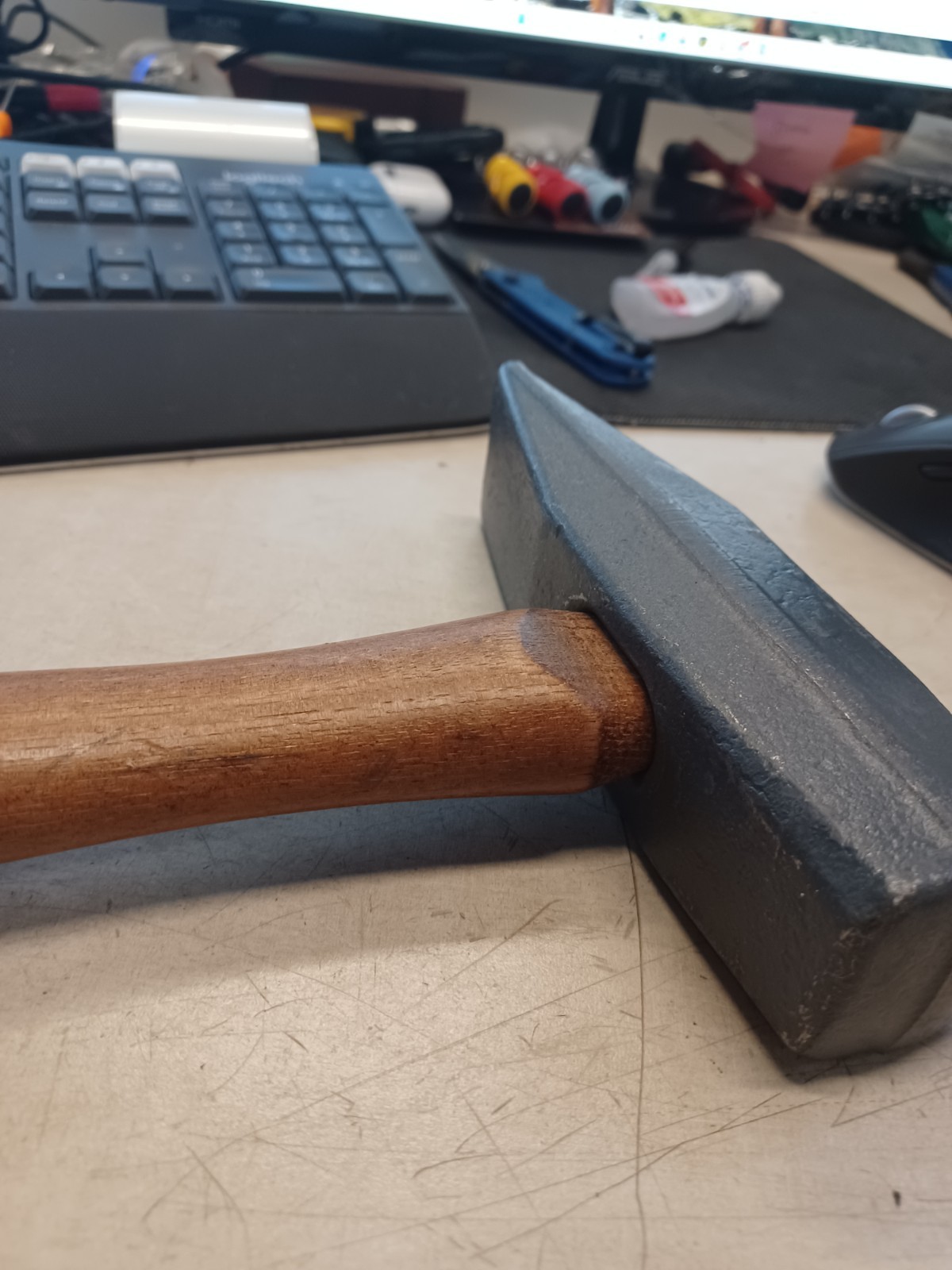 KEN TOOL 35311 T11B GENERAL HAMMER WOOD HANDLE Minor Blemish