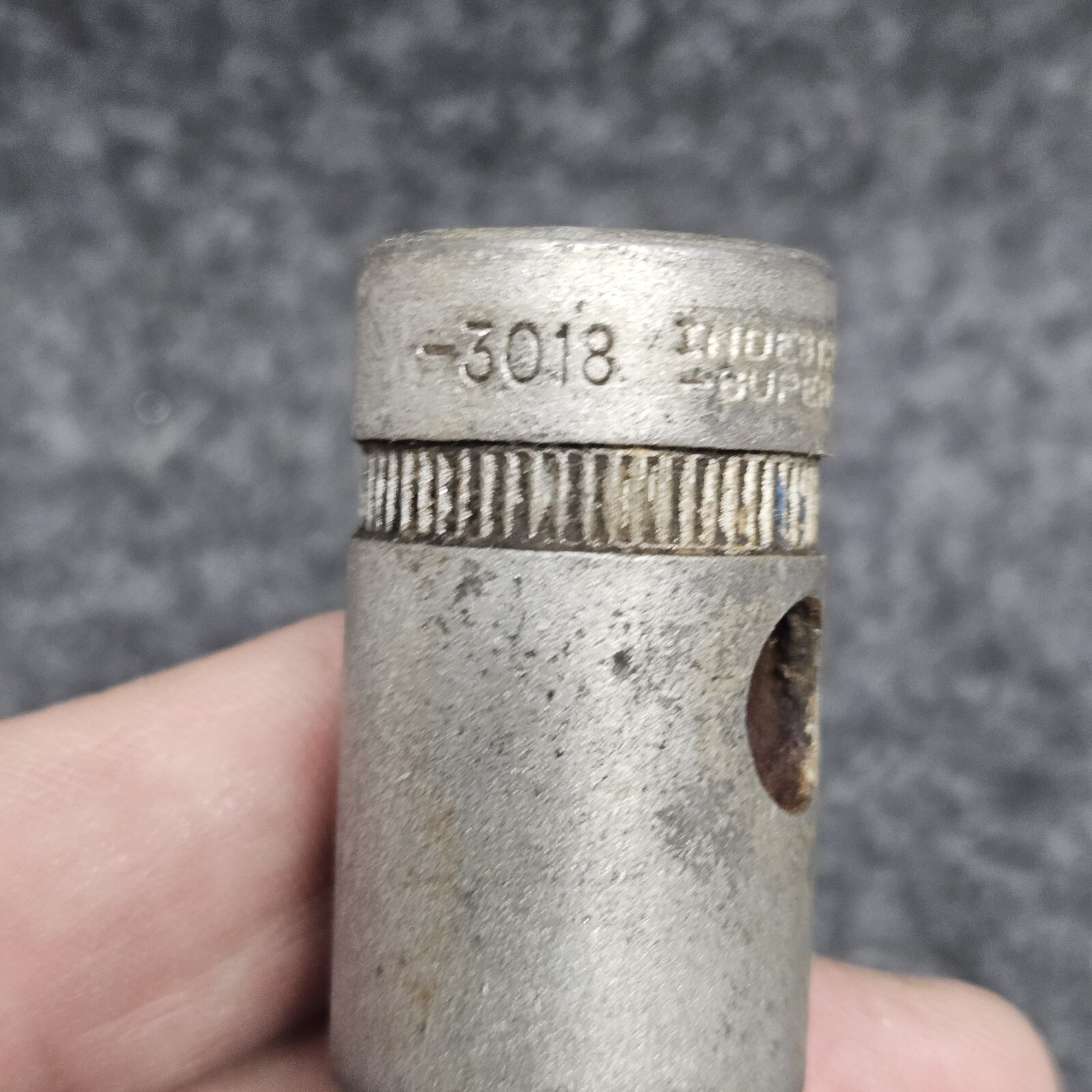 Indestro 3018 12 Point 9/16″ 1/2″ Drive Deep Socket