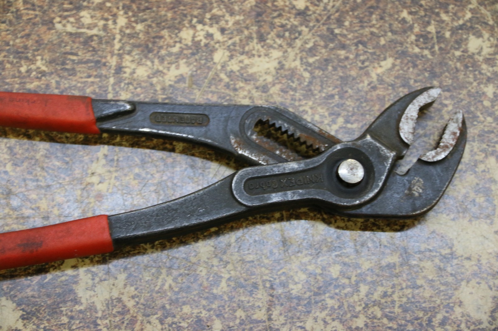 MAC TOOLS KNIPEX COBRA P12C 12″ PLIERS