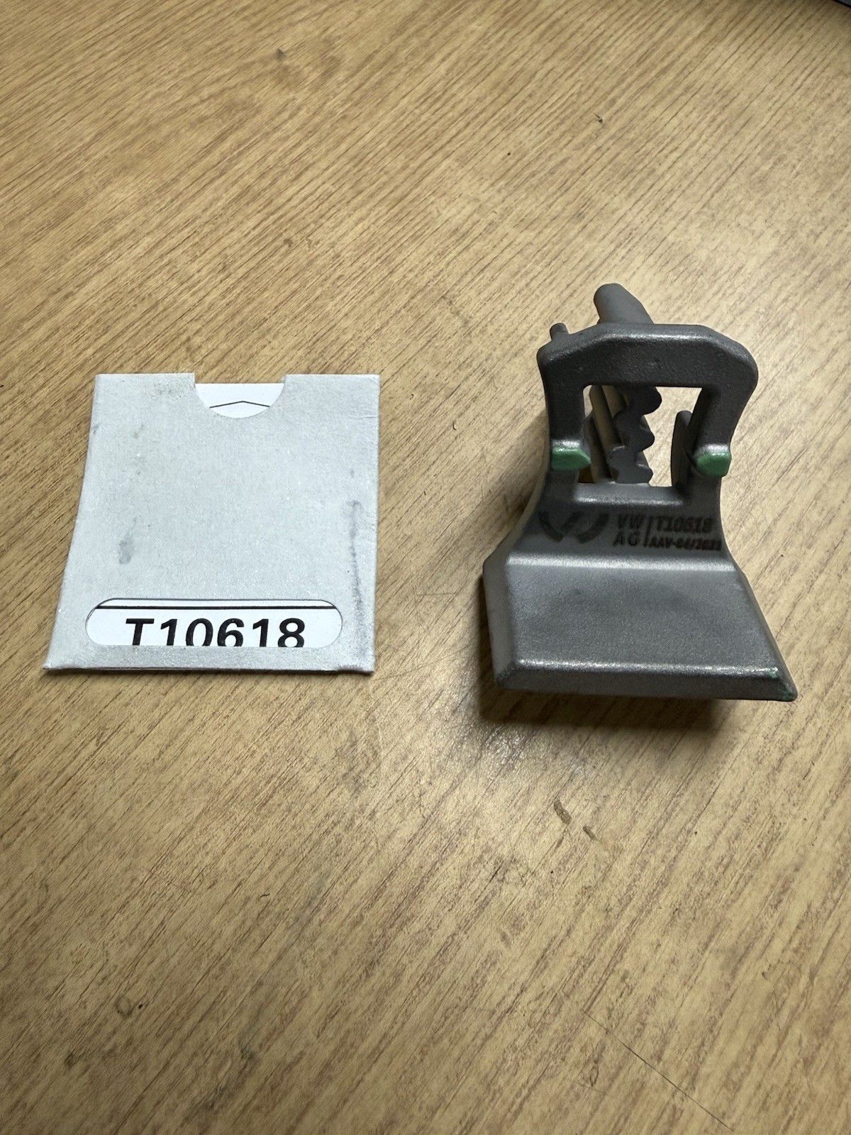 NEW GENUINE VW / AUDI – Camshaft Adjuster Tool – T10618 / V03839310PK