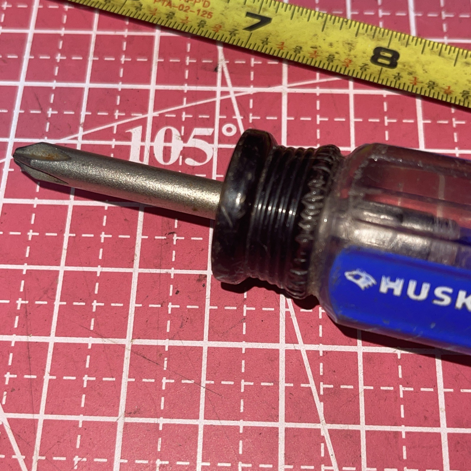 Husky USA Stubby No 2 Philips Screwdriver #2 Phillips Lifetime Warranty 681-107