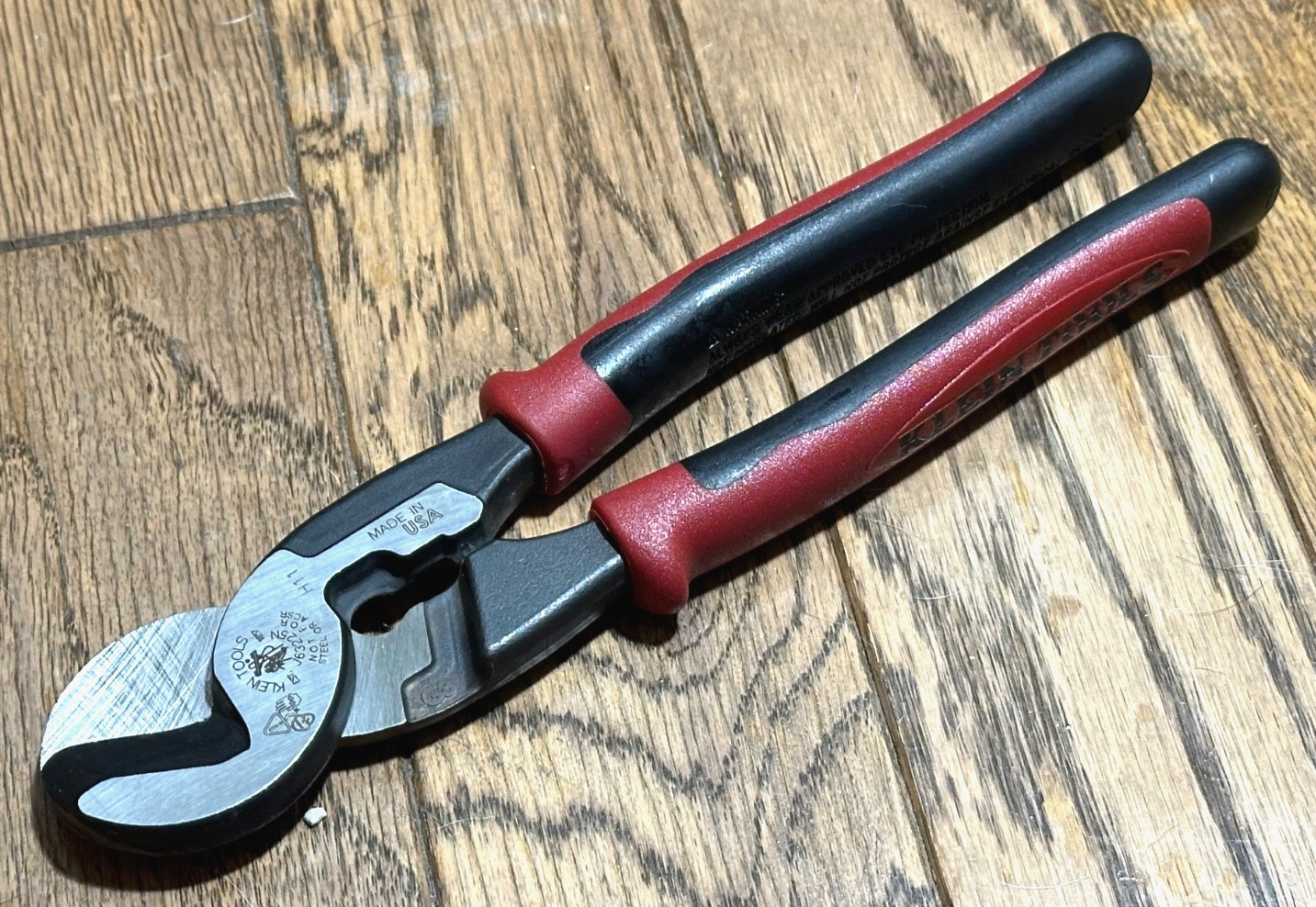 🇺🇸 Klein Tools High Leverage Cable Wire Cutter Shears 9″ Long Pliers Battery