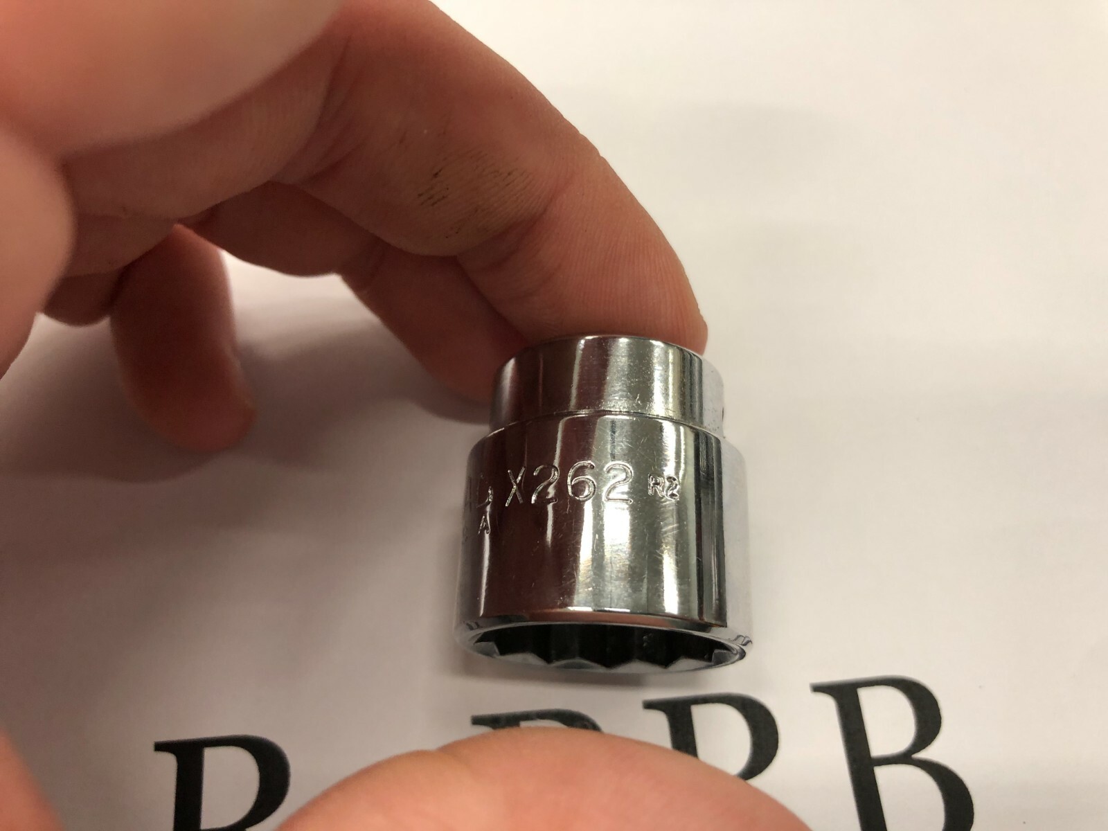 Mac Tools USA 3/8″ Drive 13/16″ SAE 12 Point Shallow Chrome Socket X262