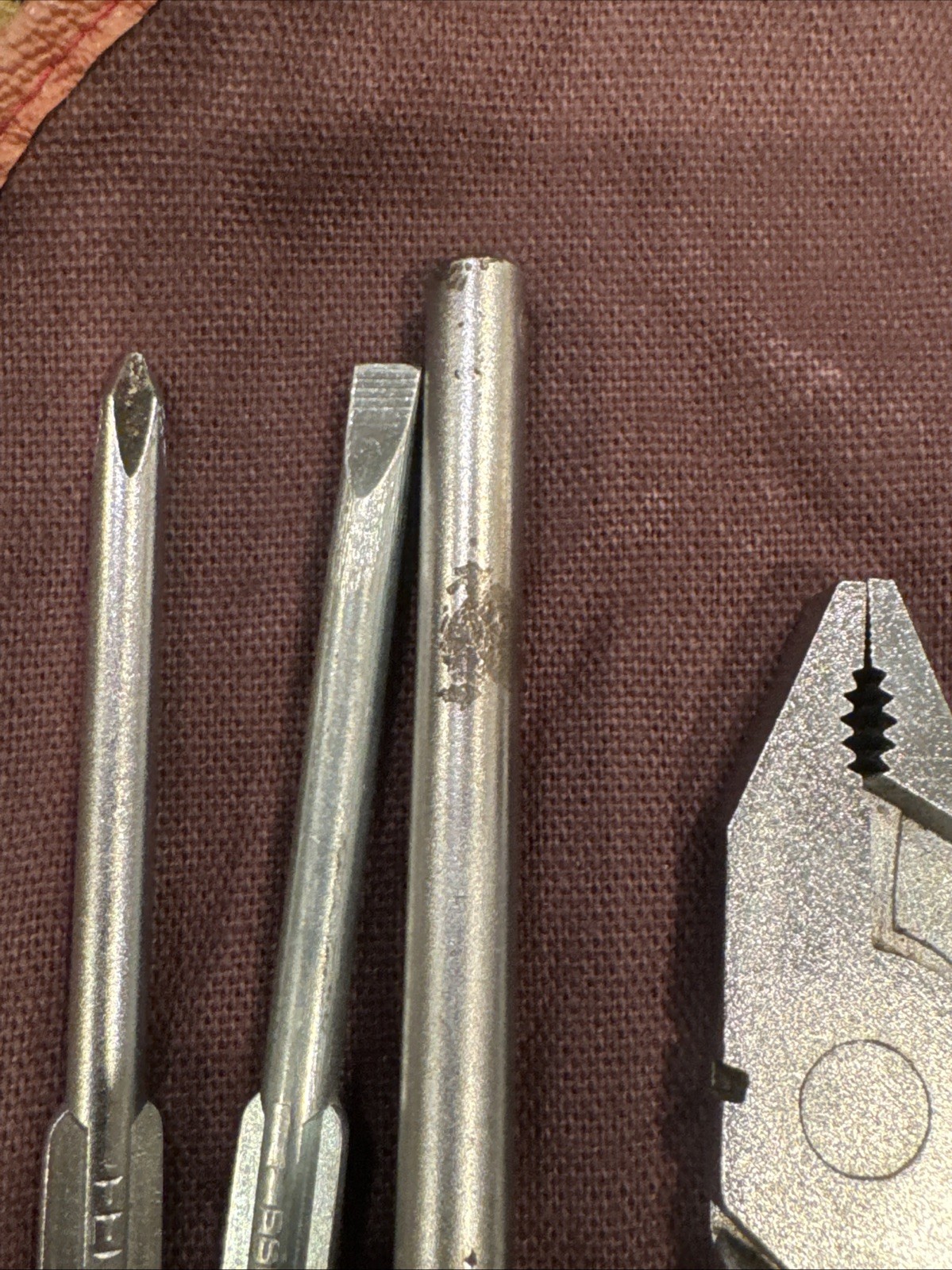 LEGIT COMPLETE Mercedes-Benz R107 560SL 13 Piece Tool Kit Roll BEST ON EBAY