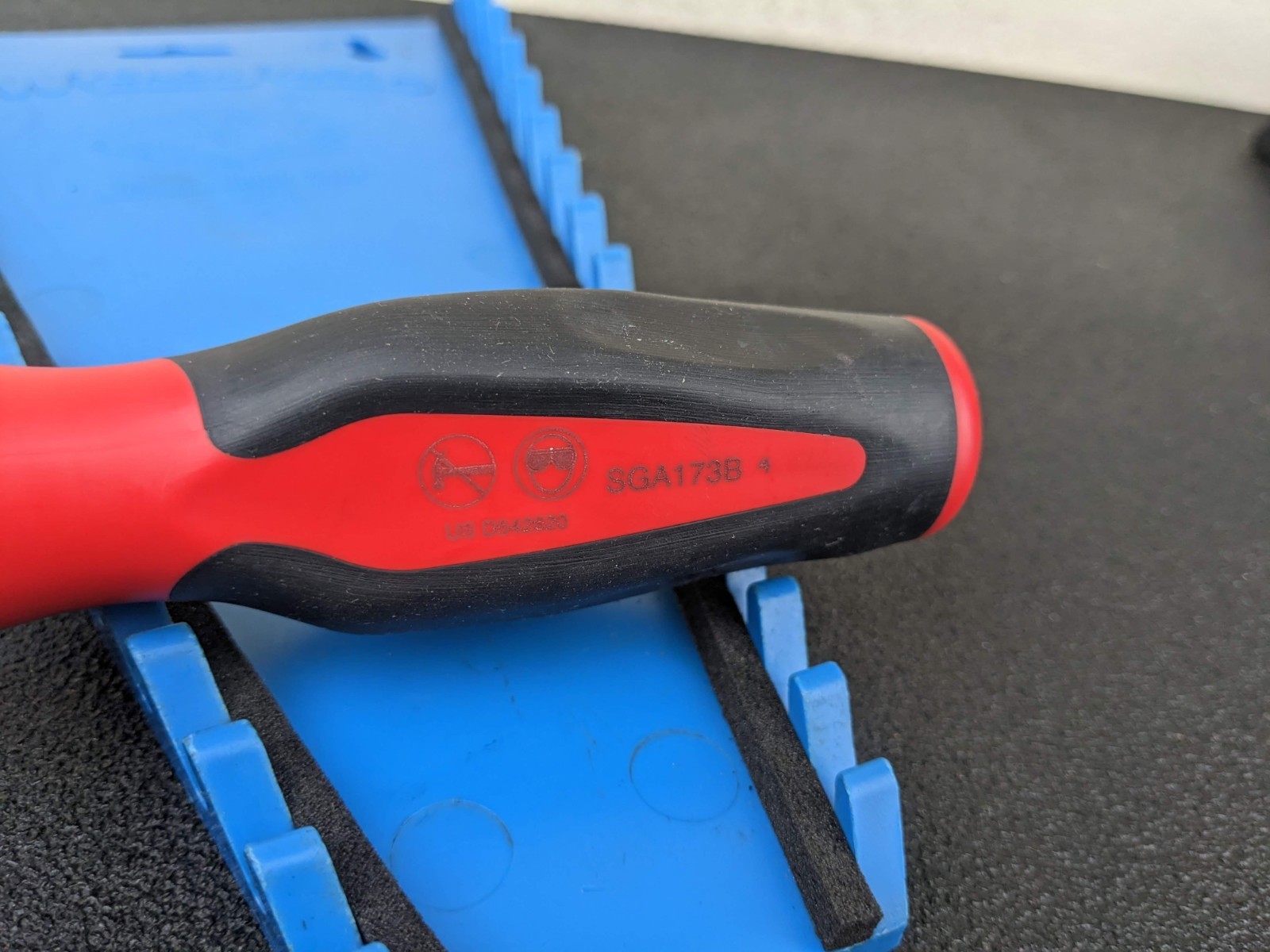 #bo921 Snap-on Tools USA NEW RED 10-1/4″ Soft Grip Radiator Hose Pick SGA173B