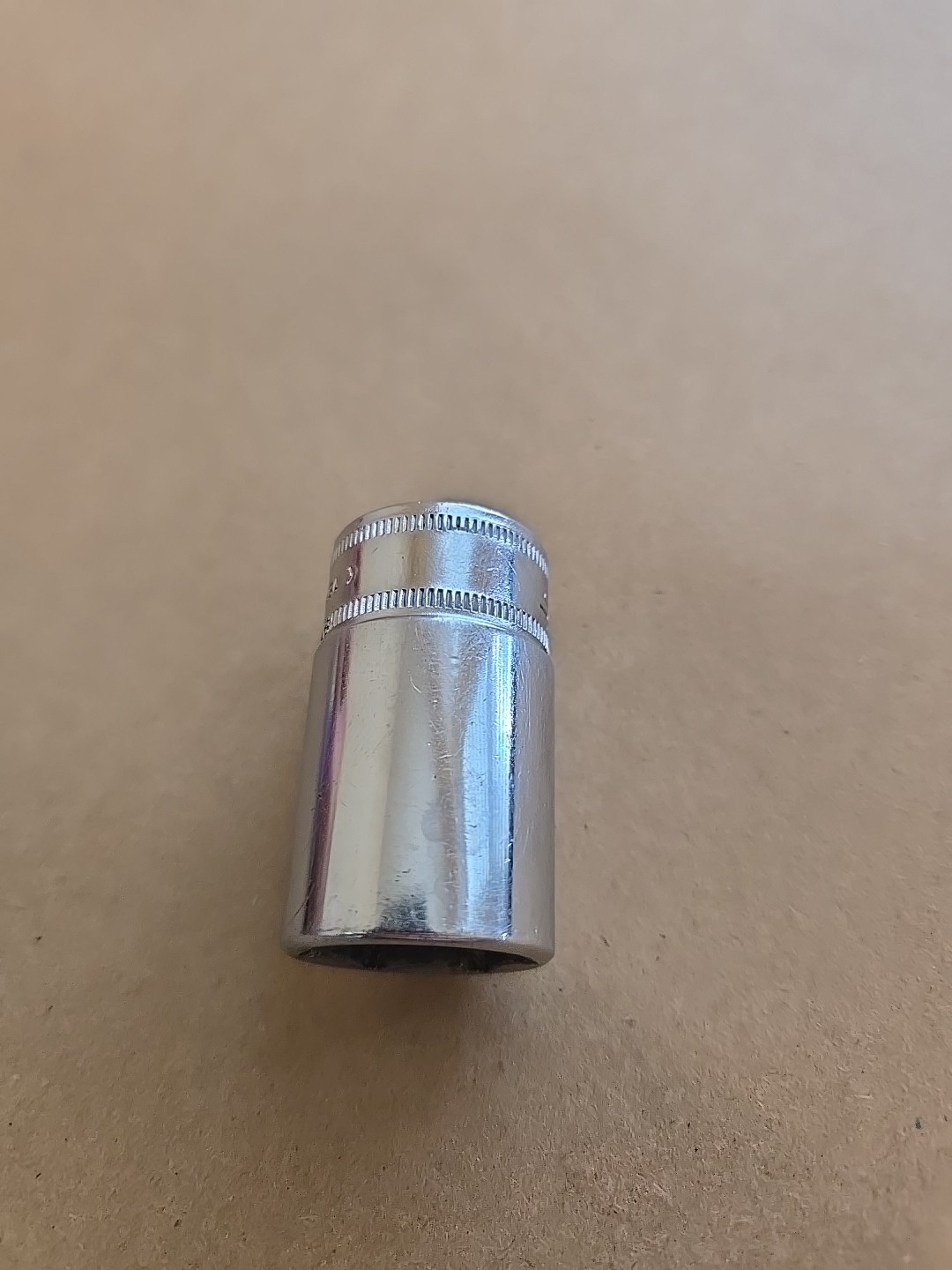 Snap On 3/8″ Drive 18MM 6PT Metric Semi Deep Chrome Socket USA FSMS18