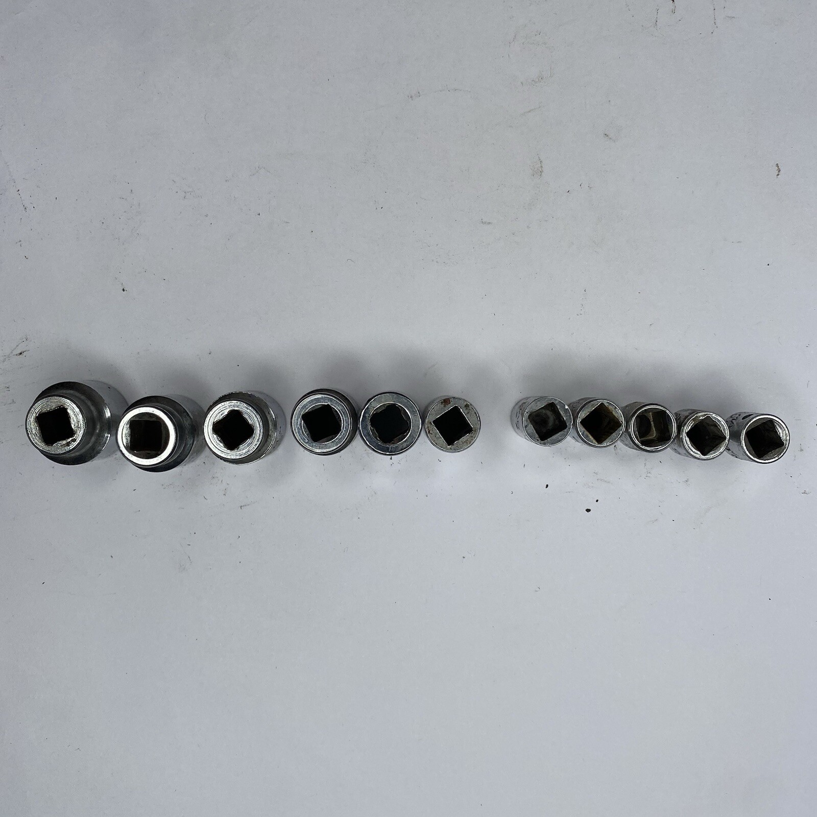 Mac Tools USA 1/4″ Drive Metric 4mm – 14mm Shallow 6-Point 11 Piece Socket Set