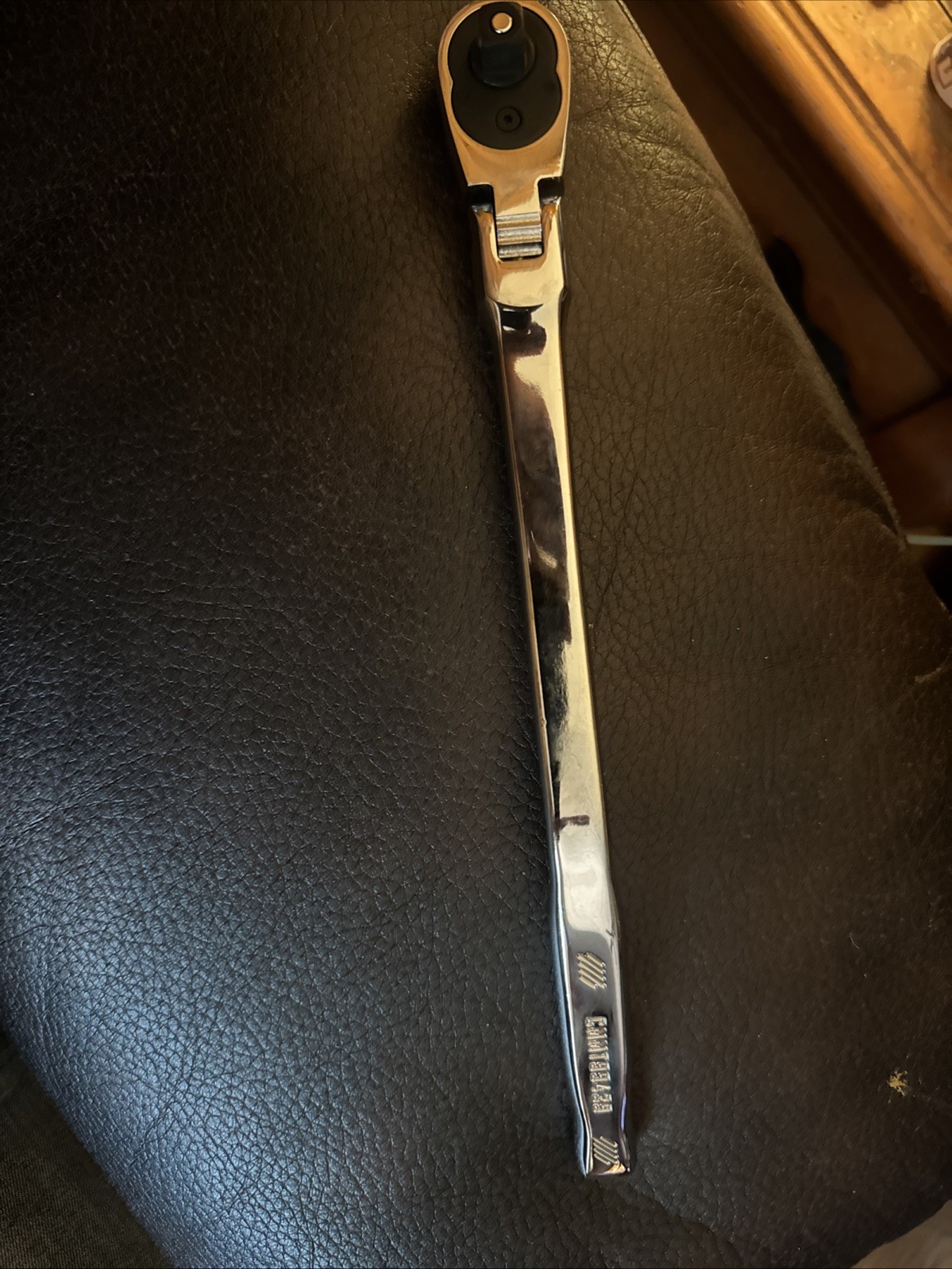 Craftsman 3/8″ Drive Flex Head Bent Handle Ratchet CMMT99439