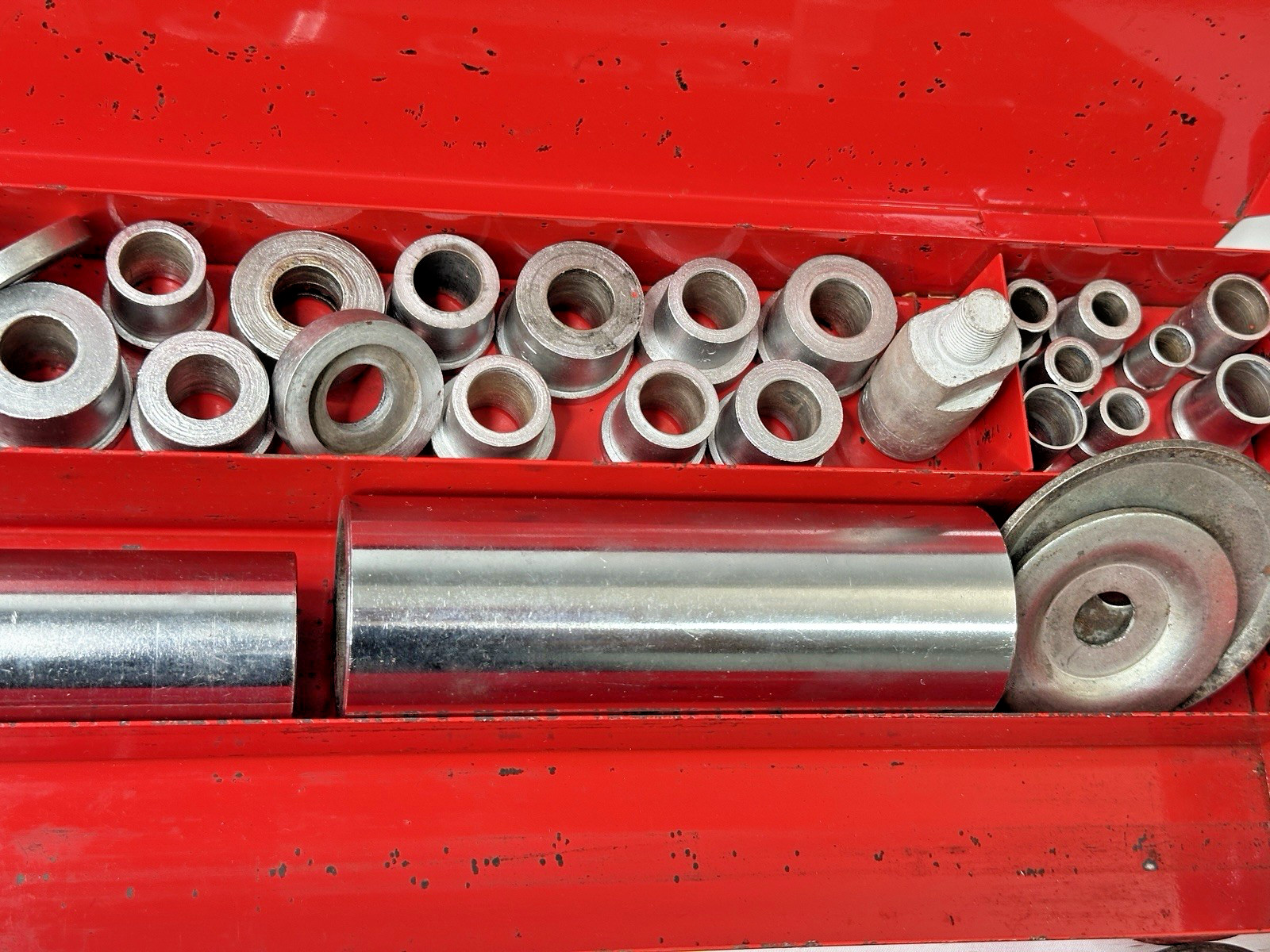 Snap On 35 PC Vintage Bushing Driver Set With Metal Case USA Read Description