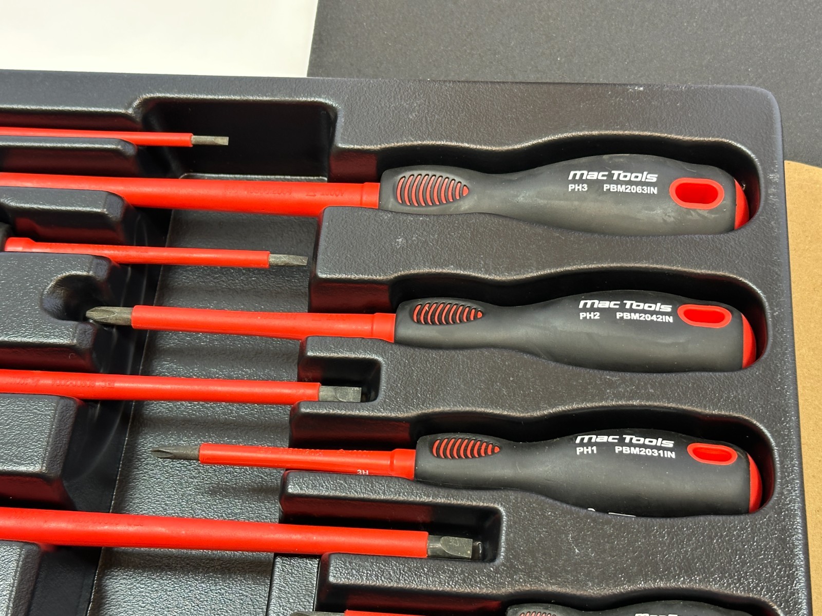 MAC Tools SDRBI9 9pc Insulated Screwdriver Set VDE/GS Certified, Flat & Phillips
