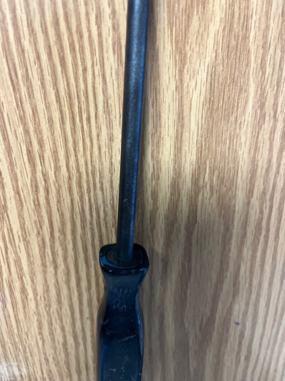 SNAP ON SSD422A – 25.25″ LONG BLACK HANDLE FLAT BLADE SCREWDRIVER – LOC# 272
