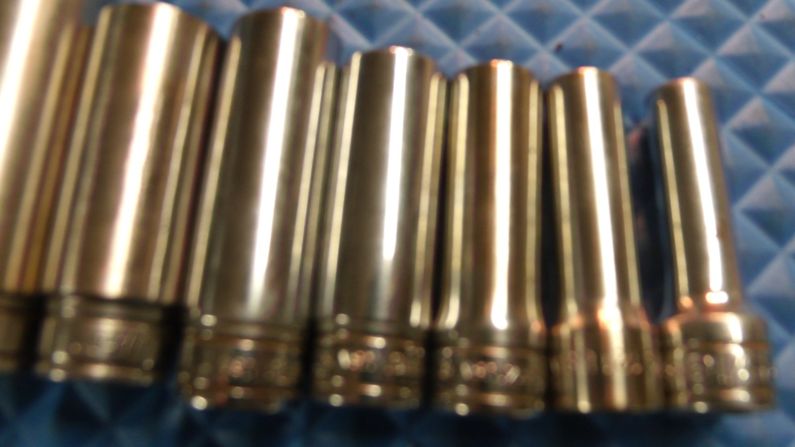 9 PCS. «SNAP-ON» U.S.A. 3/8″ DRIVE 12 POINT DEEP SOCKETS: 5/16 – 7/8″ ON CLIP