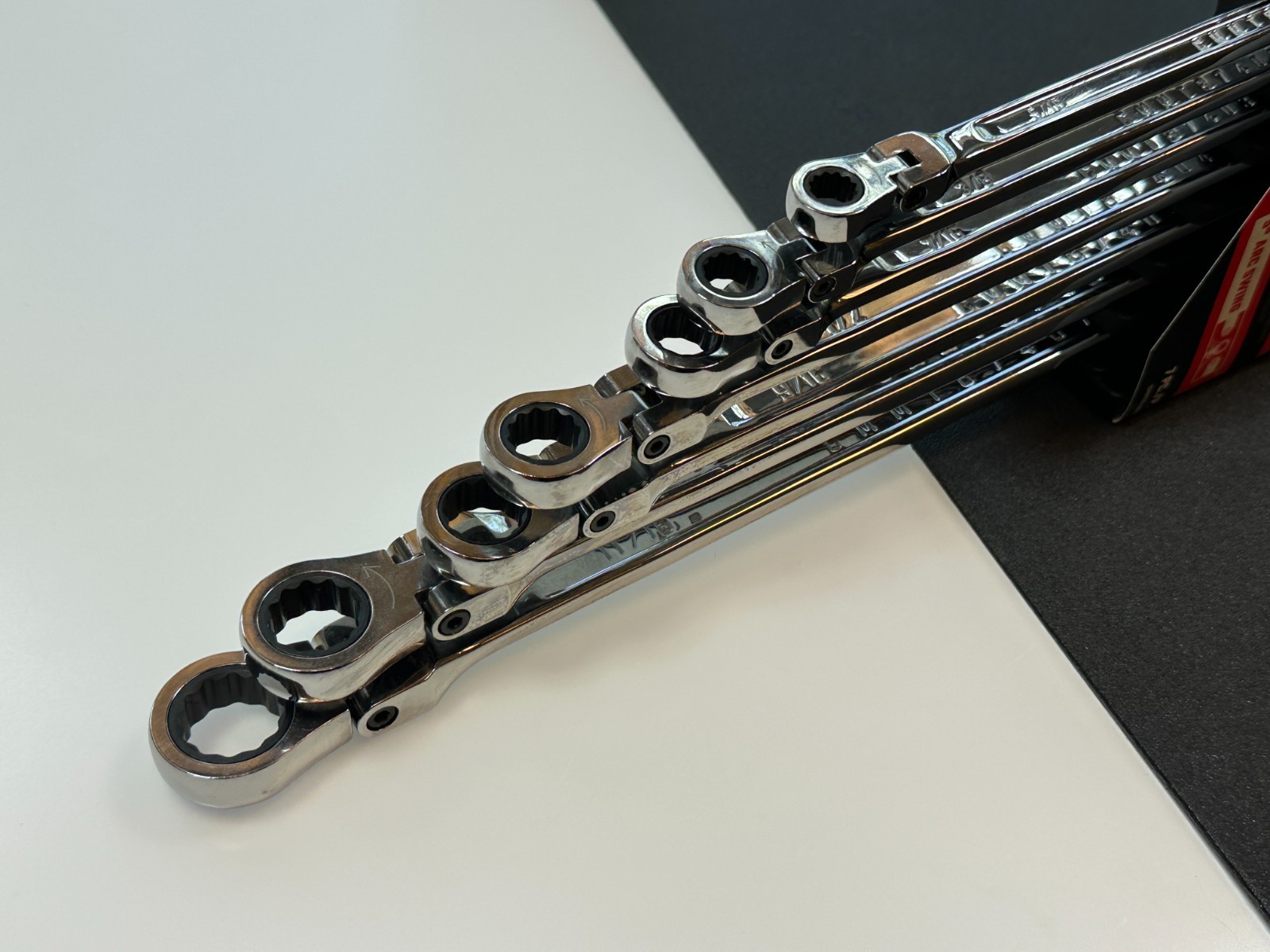 CRAFTSMAN V-Series 7pc SAE 5/16-11/16 Ratcheting Flex Head XL Box End Wrench Set