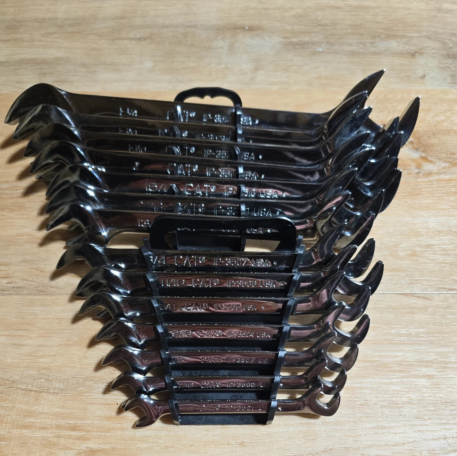 Cat Caterpillar Tools USA 3/8″ to 1-14″ 14pc SAE Open End Angle Wrench Set