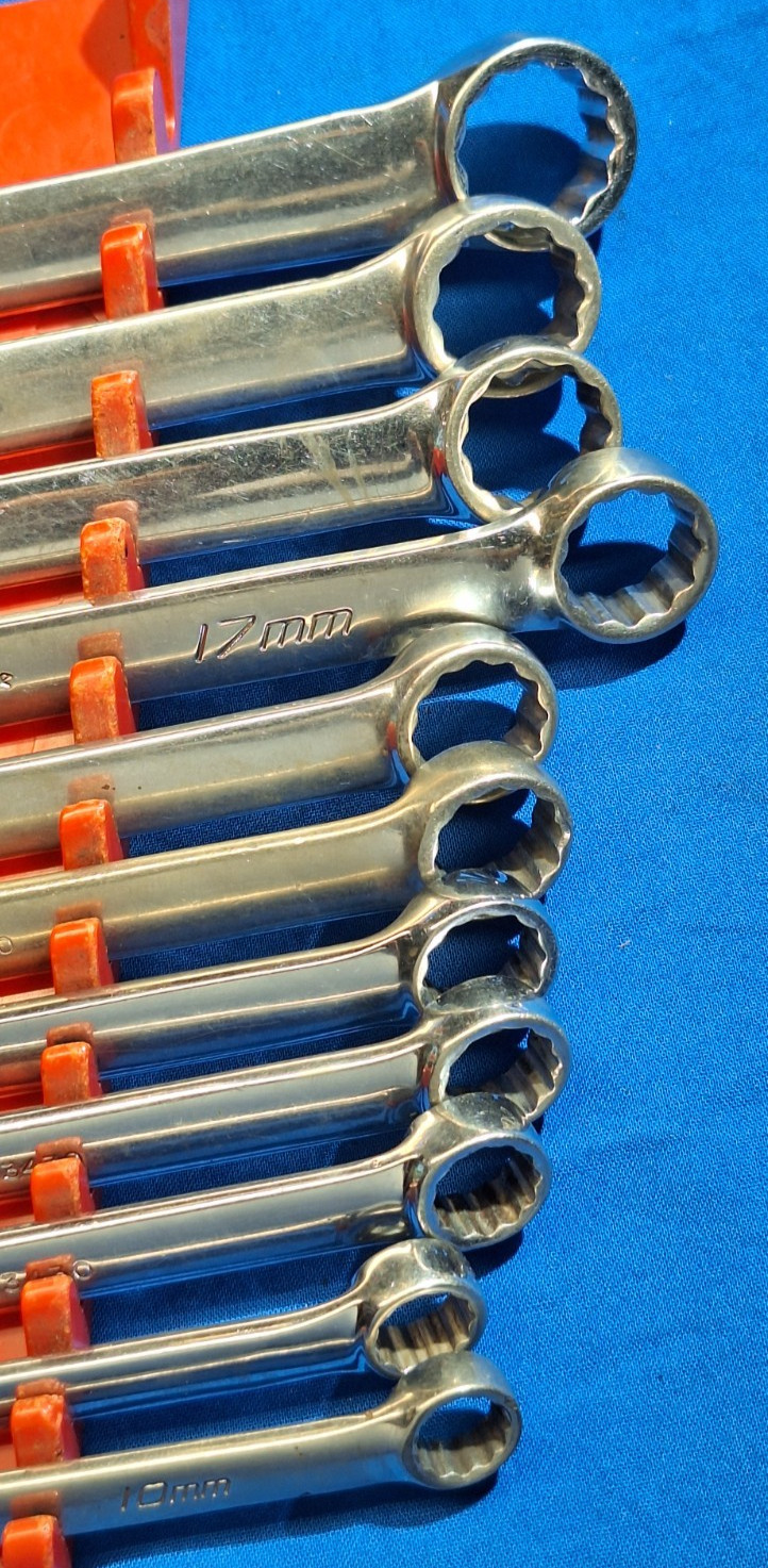 Snap-On OEXM710B +1 11pc Metric combination wrench set 20mm – 10mm