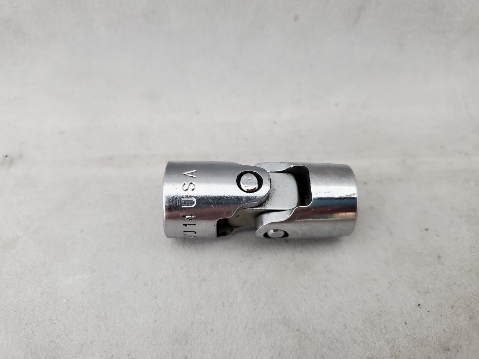 Snap On FVU14, 7/16″ Universal Swivel Socket, 3/8″ Dr 12 Pt