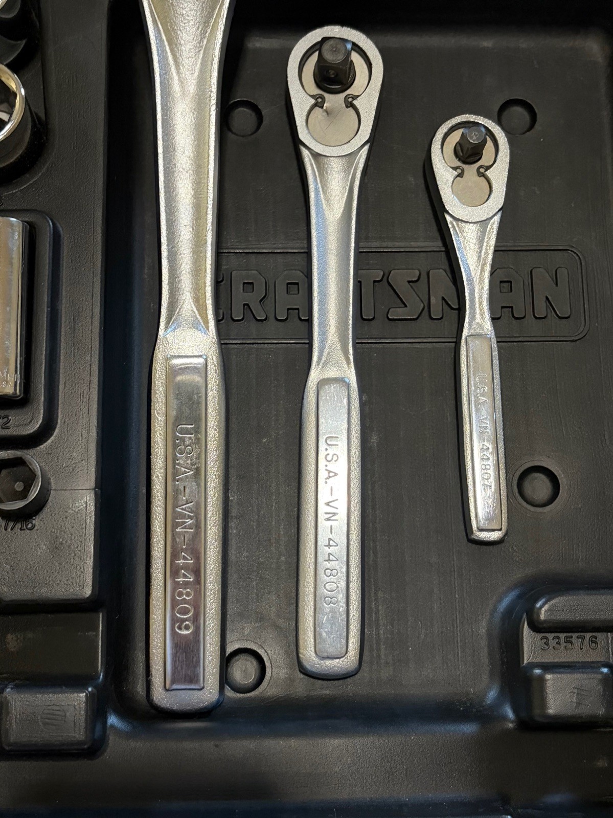 Craftsman 76 pc Mechanic Socket Ratchet Tool Metric Inch Set Case 33576 USA Made