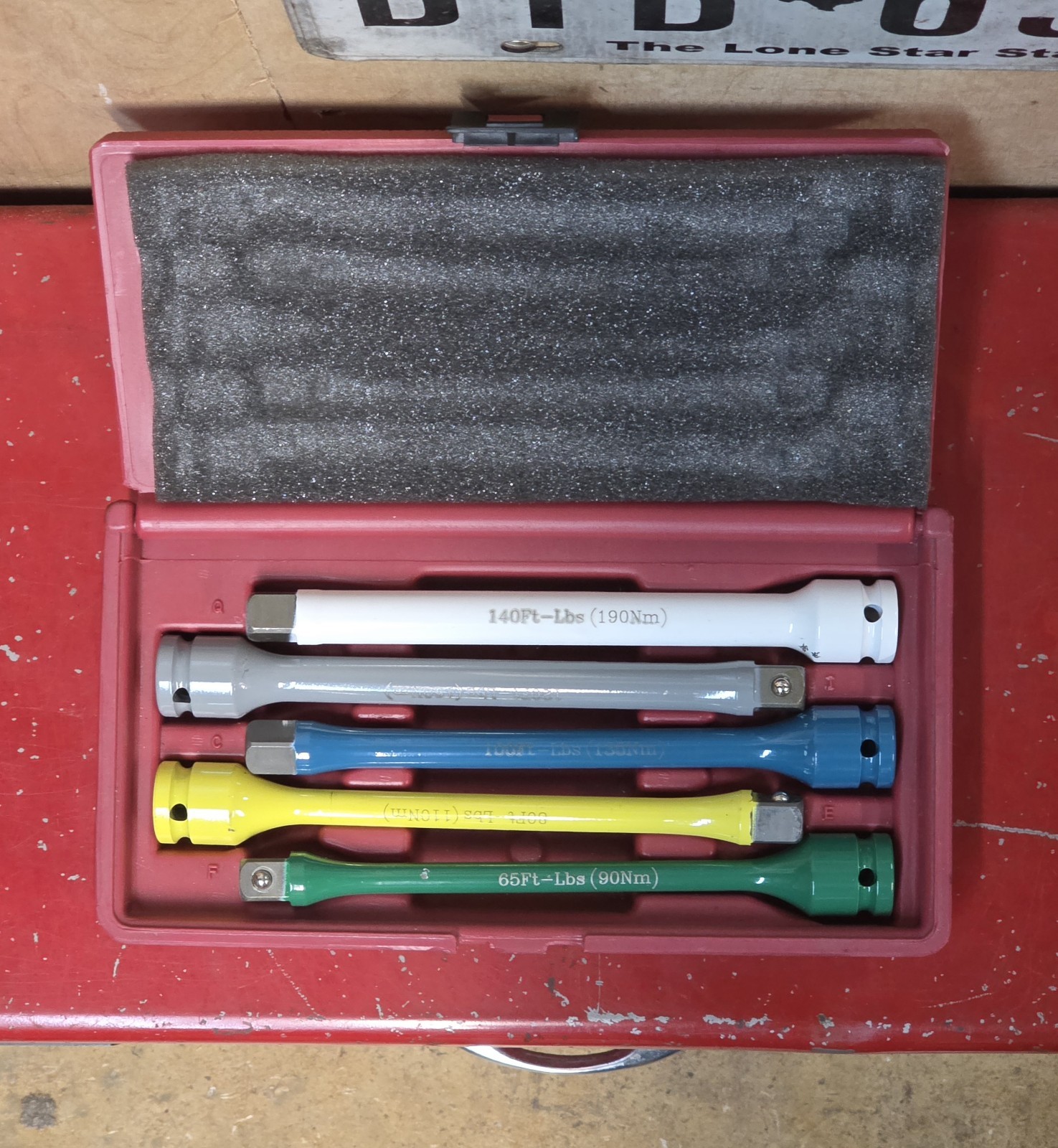 OEM Tools 24220 1/2″ Dr 5 Piece Torque Limiting Extension Set 65 80 100 120 140