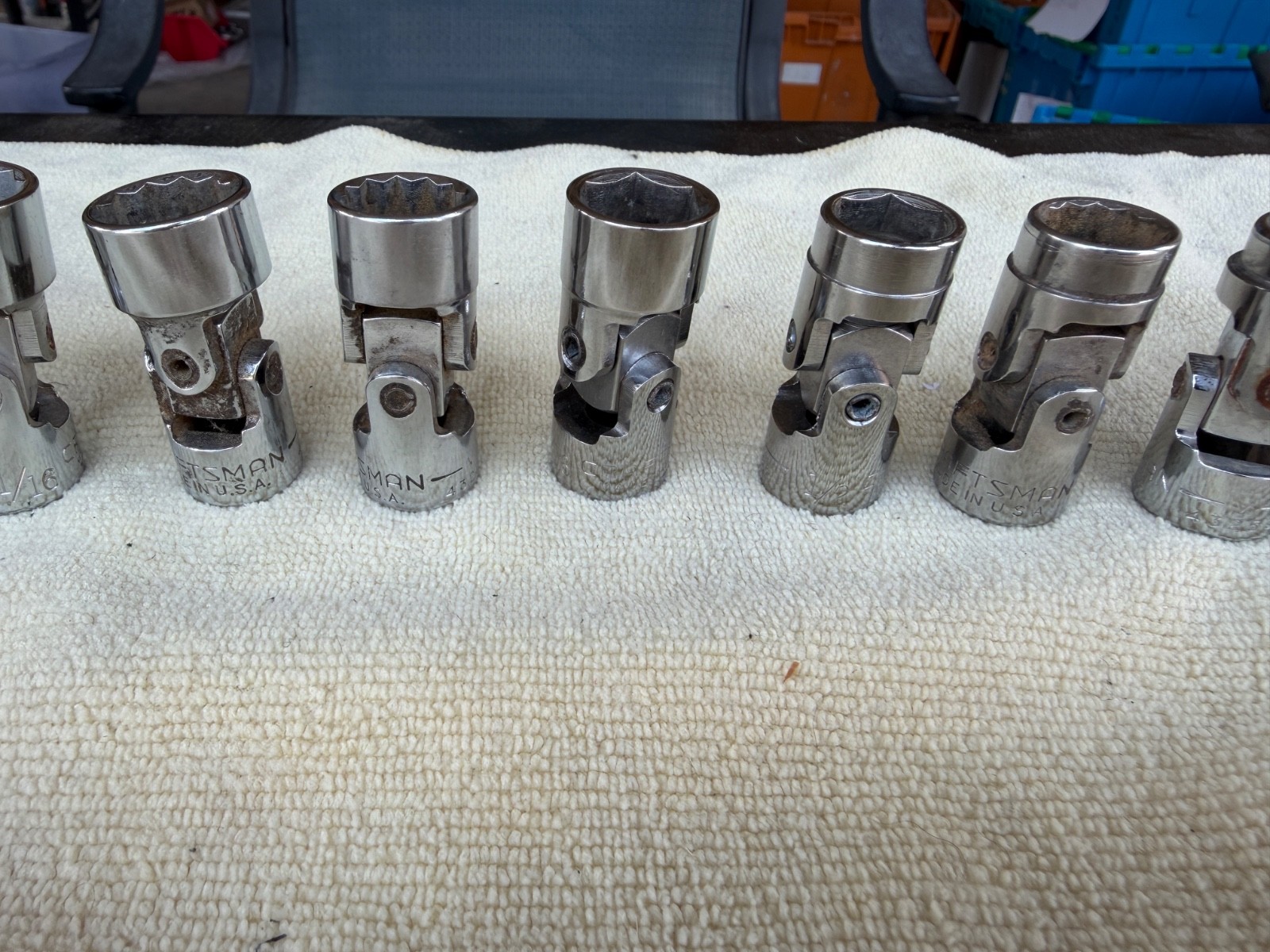 CRAFTSMAN 3/8″ DRIVE SWIVEL SOCKETS – 10 TOTAL- V & G, 7-12 POINT., 3 – 6 POINT