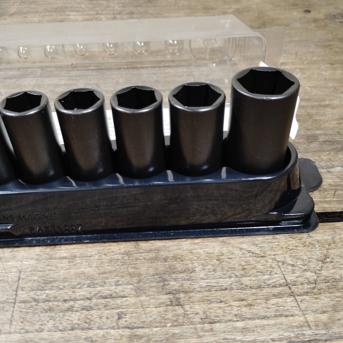 Snap-On 214SIMFMYA Deep Impact Socket Set 3/8″ 8-19mm 21mm 24mm NEVER USED