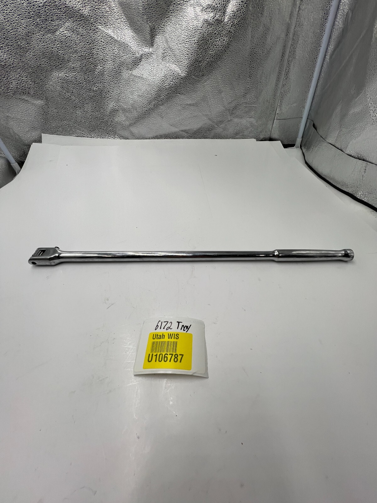 E-Z Red 1/2in Drive Locking Flexhead Chrome Grip Ratchet 22in MR1224FL