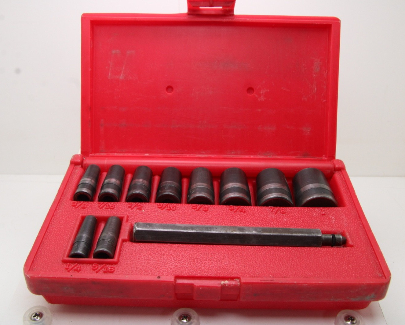 Blue Point PGH8A 11 Piece Gasket Punch Set Complete In Case Damage to 1″ USA