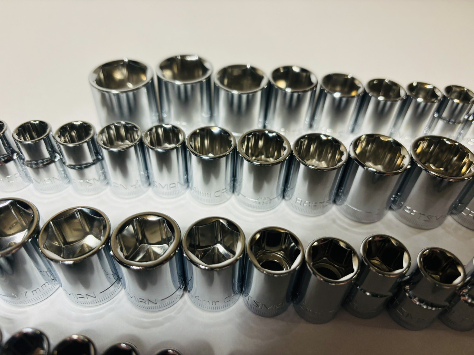 CRAFTSMAN 122 pc 1/4 3/8 1/2 Dr SAE METRIC MM 6pt 12pt ratchet wrench socket set