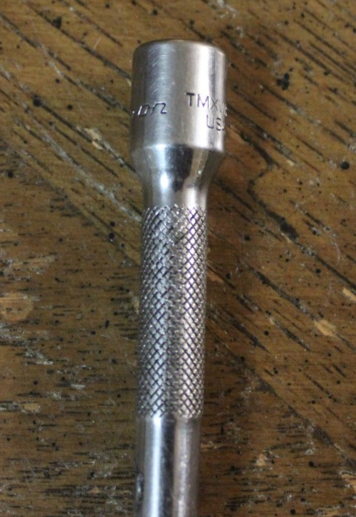 Snap-on Tools TMXWP8 1/4″ Drive 8″ long Chrome Wobble Knurled Socket Extension