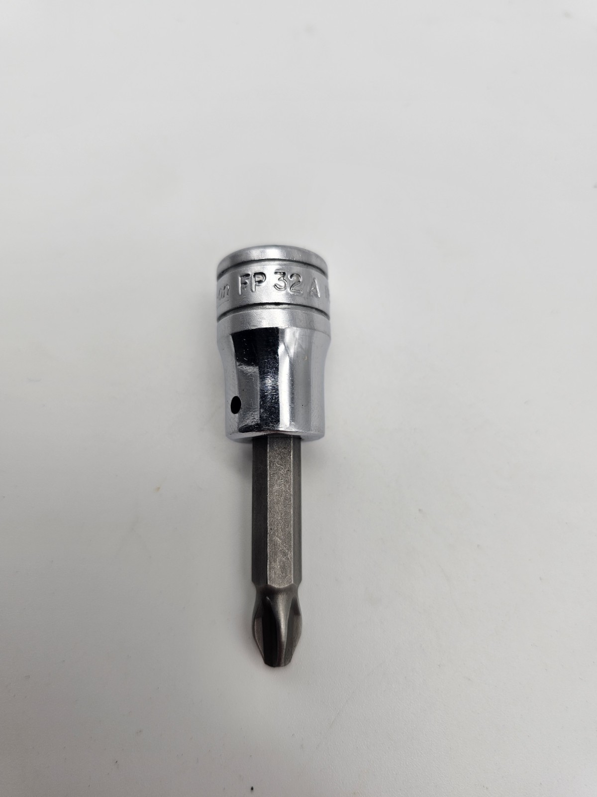 Snap On Tools FP32A 3/8″ Dr. Phillips Standard Chrome Socket Driver USA