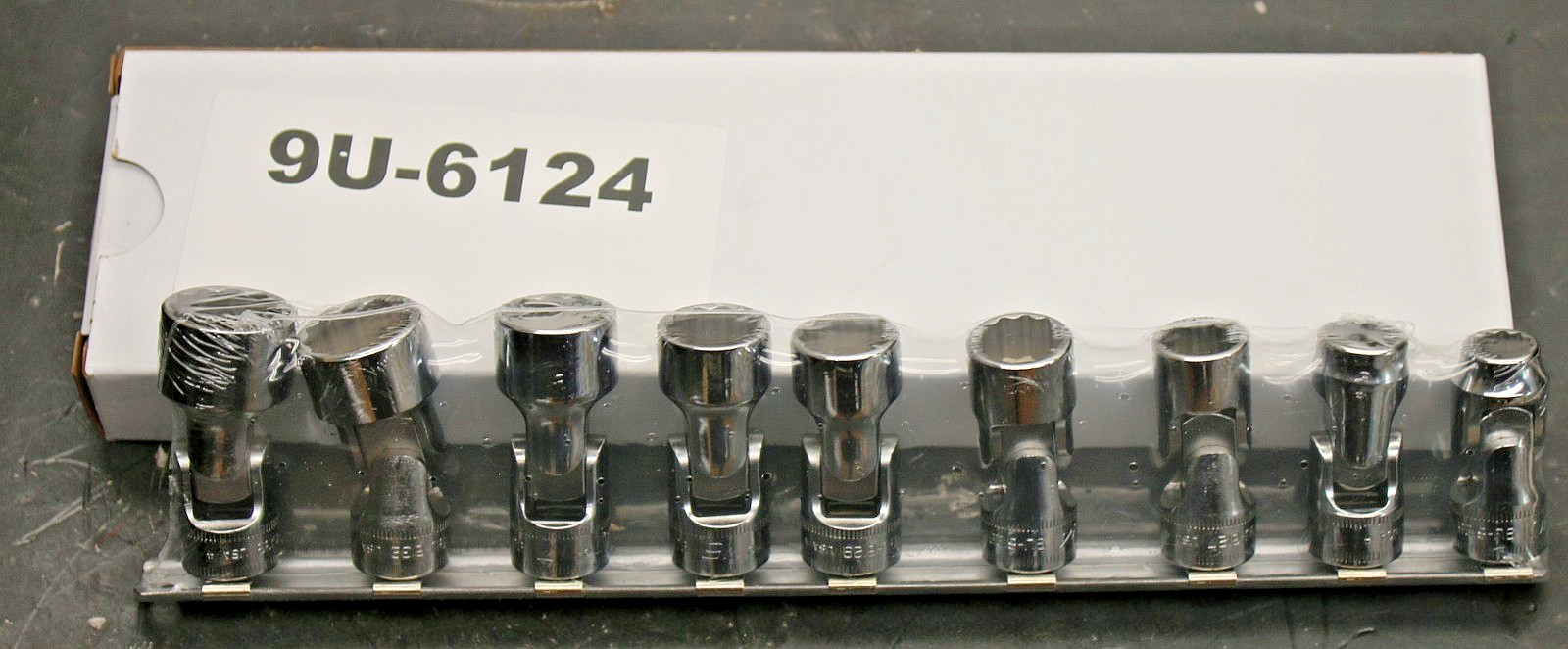 CAT Caterpillar 9U-6124 9-pc Universal Swivel Metric Socket Set 10mm-19mm» 12-Pt