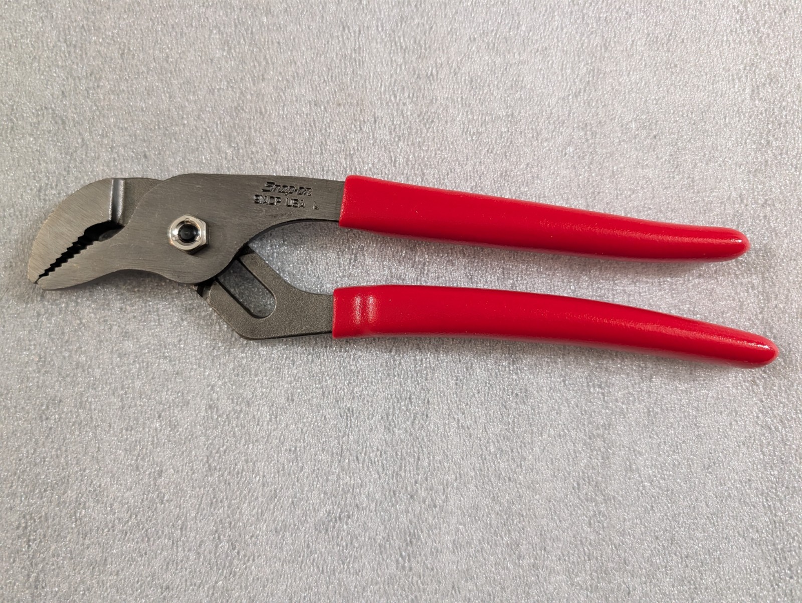 Snap-on Tools USA NEW RED 9″ Adjustable Joint Interlocking Channel Pliers 91ACP