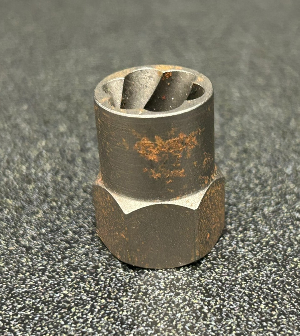 Irwin Bolt-Grip Lug Nut Remover 2P12489 FREE SHIPPING📦