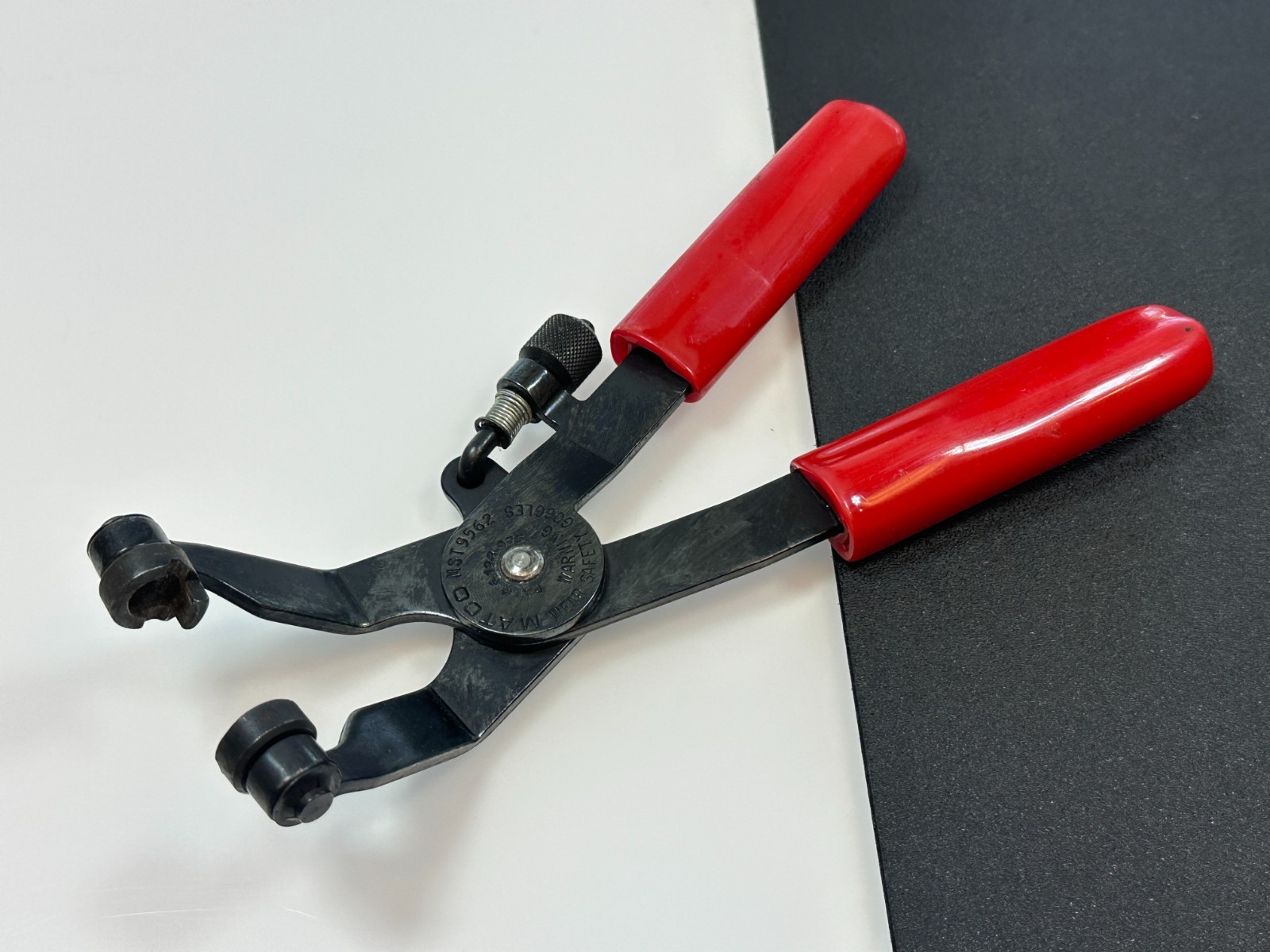 Matco Tools MST9562 Adjustable Hose Clamp Pliers, RED Comfort Cushion Grip