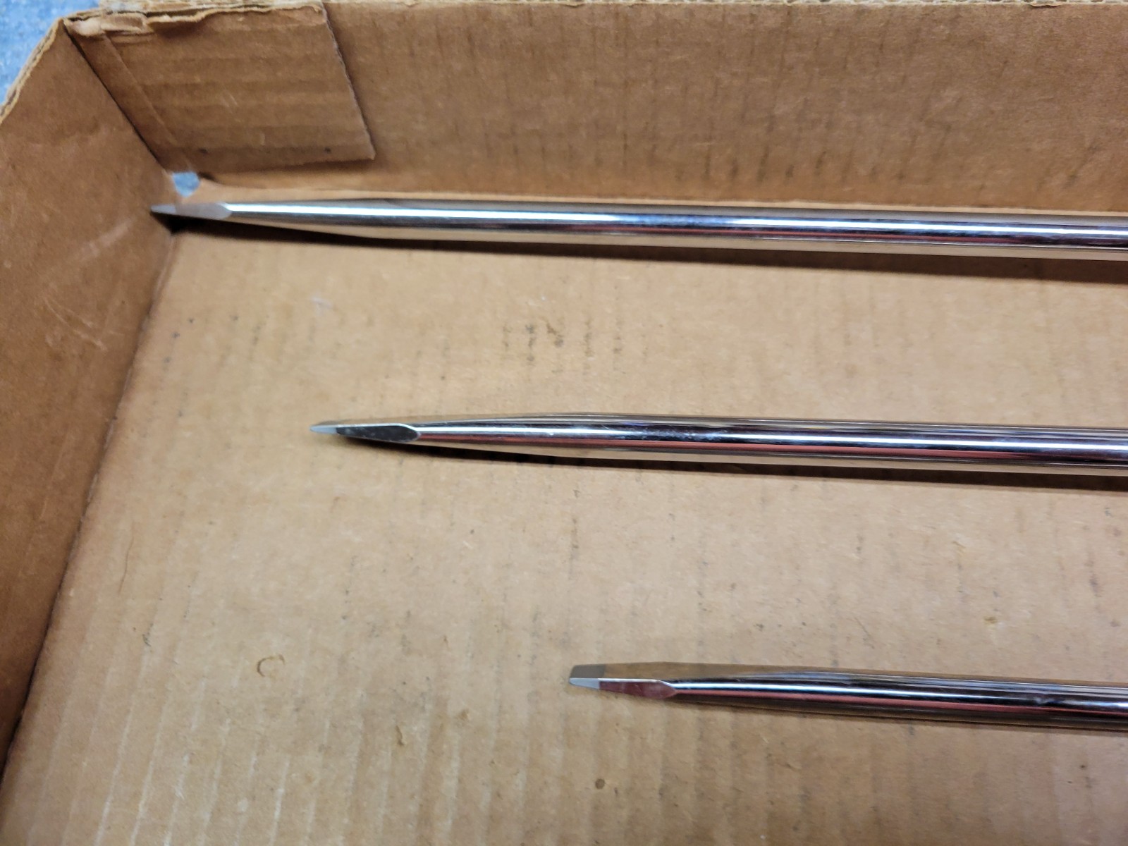 Snap-On USA 6-Piece Red / Gray Hard Handle Screwdriver Set /Lot