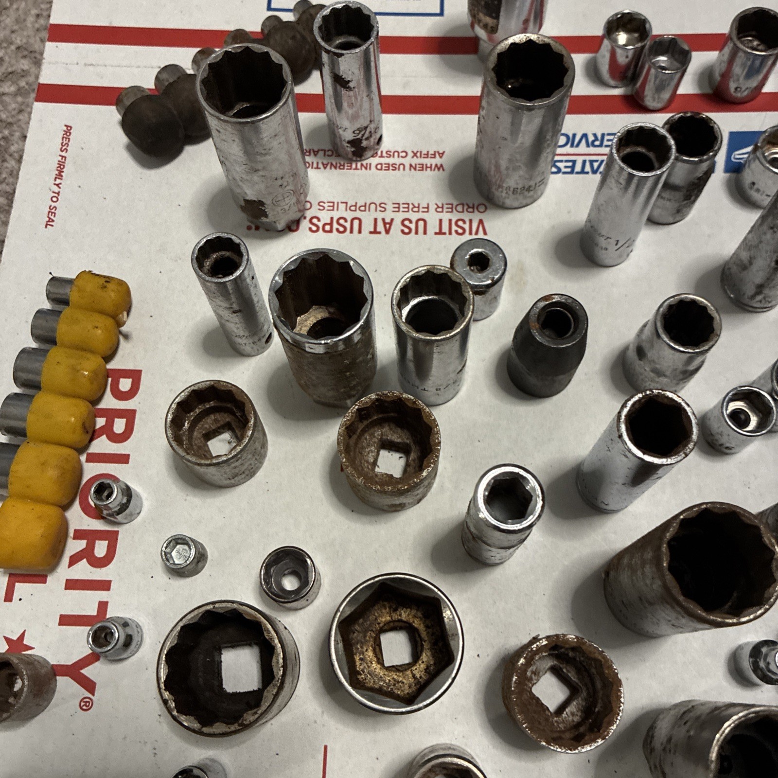 LARGE LOT Of 128 Sockets SAE Metric Drive 6 Point 12 Point Some Husky Taiwan Jap