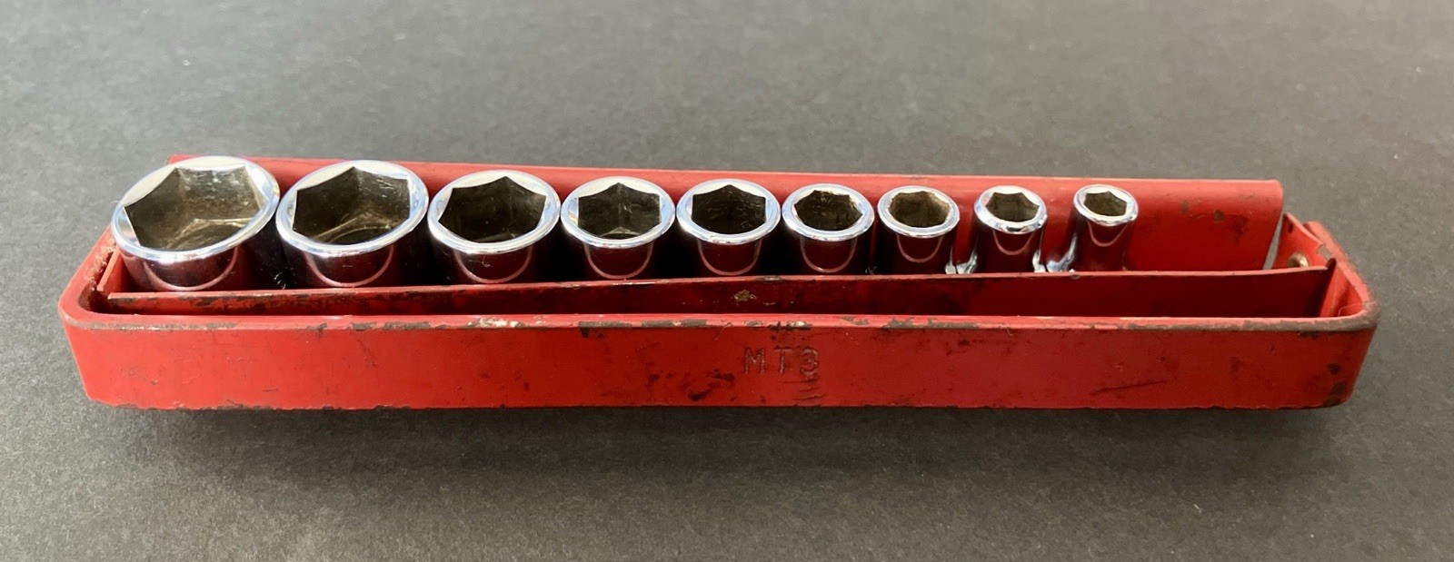 Matco Tools 10pc SAE 5/32-9/16” Shallow Socket Set, 1/4” Drive, 6 Point w/ Tray