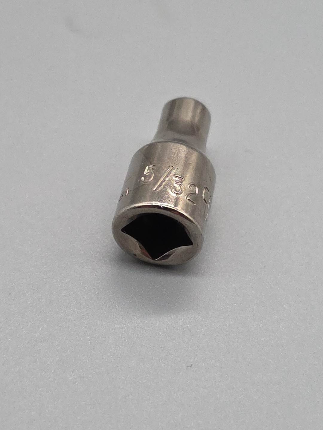 Craftsman 5/32″ Socket 6 point 1/4″ Drive Inverted G -43481 USA