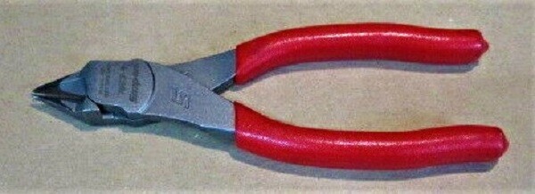 NEW* Snap-On DIAGONAL CUTTERS FLUSH CUTTER 6″+ *RED SOFT HANDLES* 786CF *NEW*