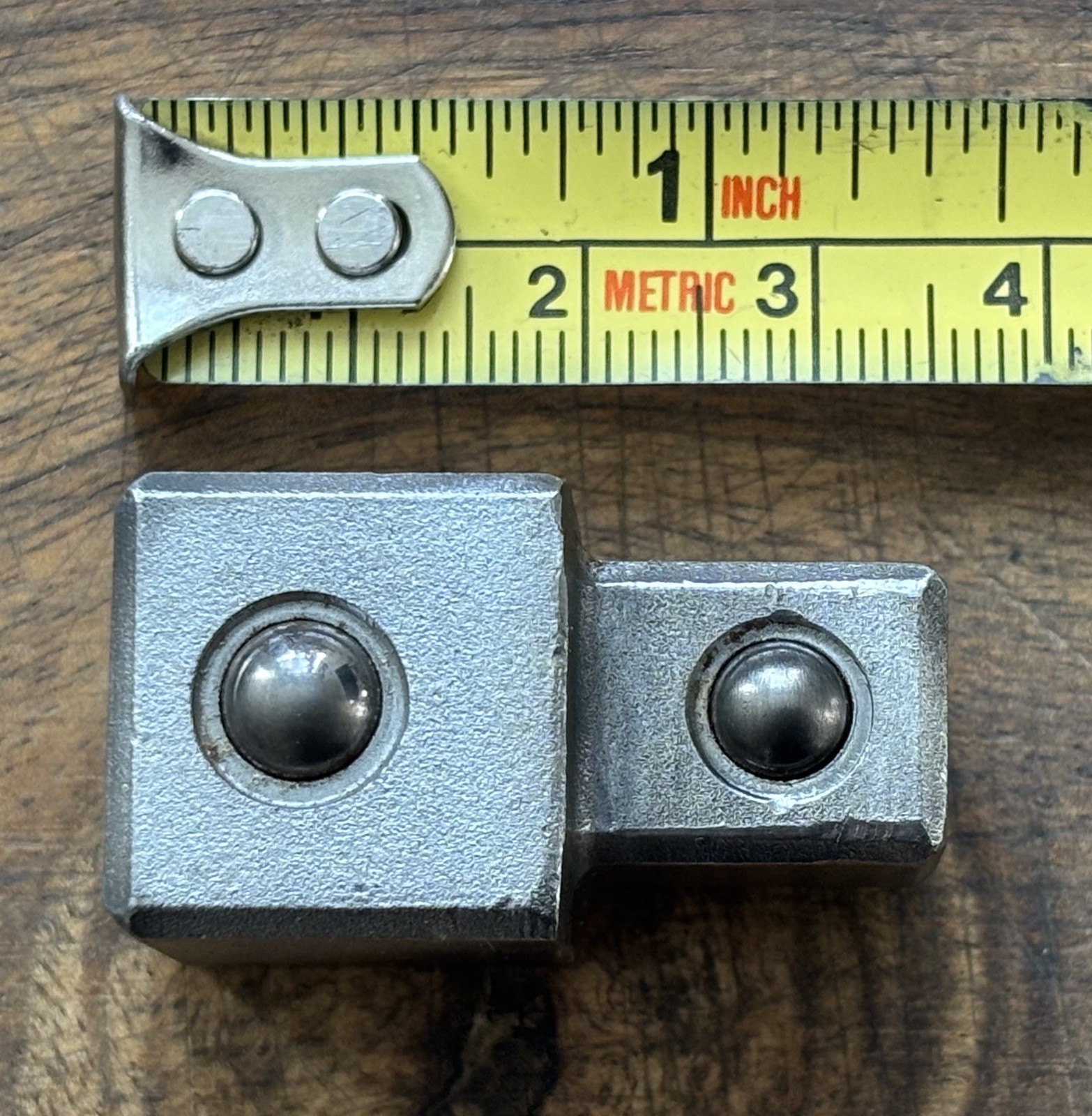 1/2” male up or down to 3/8” male Removable Ratchet Head / reducer / step up .