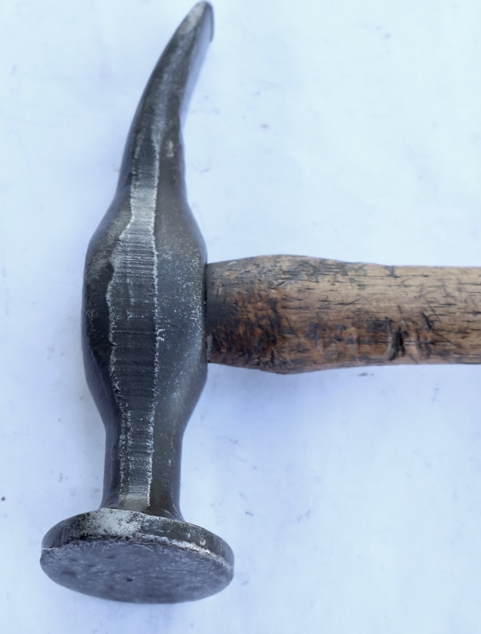 15.6 Oz. Unbranded Auto Body Repair Short Curve Cross Peen Hammer / MT Tools
