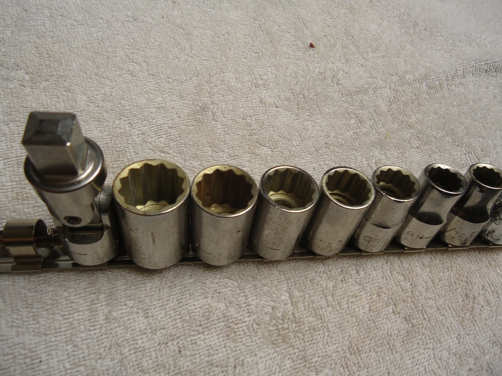 Craftsman 7 Piece Socket Set 1/2” Drive 12 pt “G” 7/16 To 13/16 + ADAPTER WOBBL