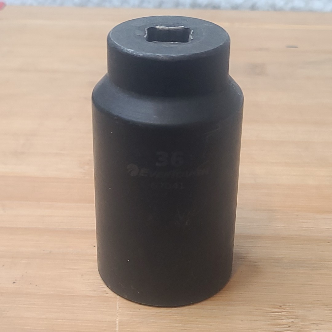 36mm Axle Nut Socket 1/2″ Drive Made by Evertough #67041. Used