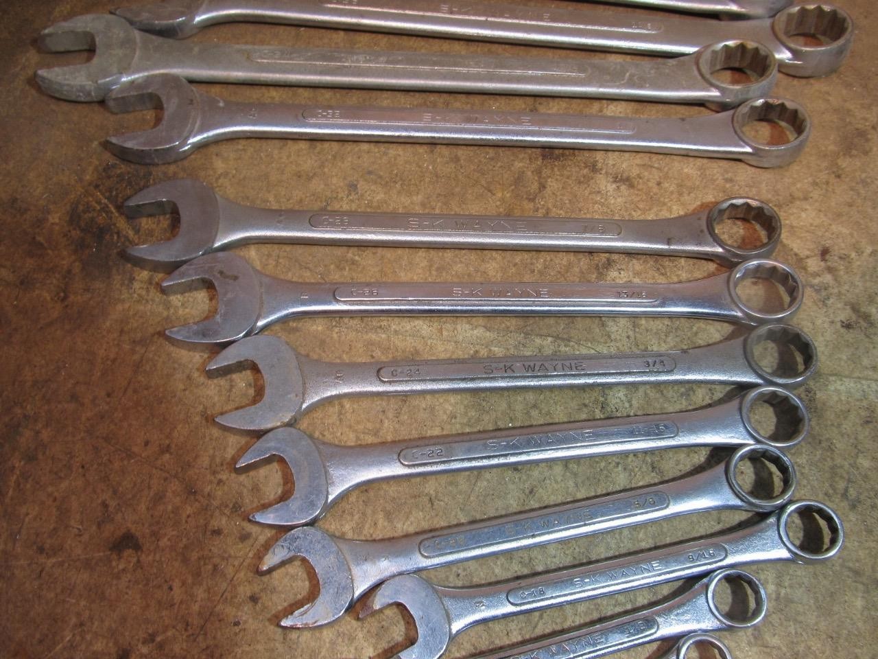 SK Wayne Combination Wrench 1-1/4″-5/16″ missing 15/16