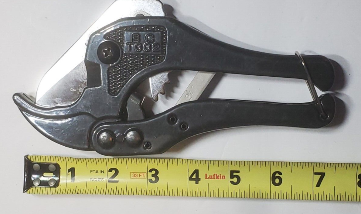 HAND RATCHETING TYPE PVC PIPE HOSE RUBBER CUTTER CUTS UP TO 1-5/8″ DIAMETER